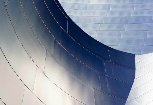 daniel-sessler-fuKt3RgGm3o-unsplash